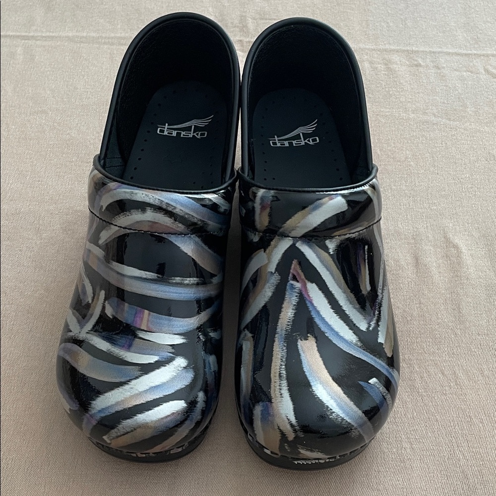 Dansko Professional Patent Leather Clog Metallic Brush